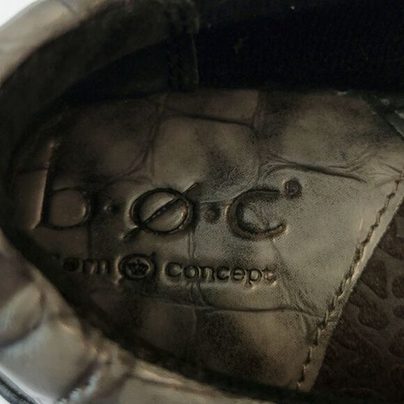 b.o.c Born Concepts Peggy Gray Croccodile Embossed Clog Shoes Size 6.5 - Picture 7 of 8